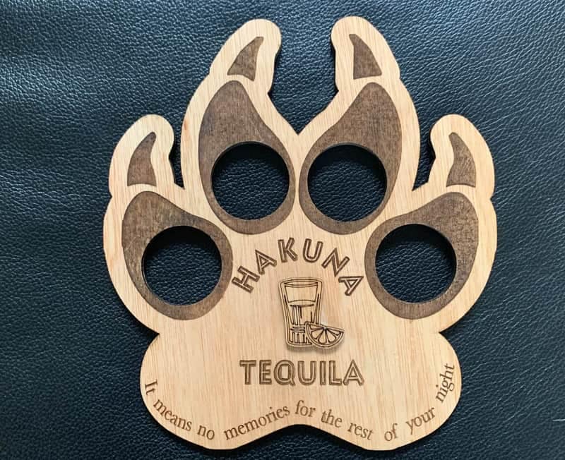 Hakuna Tequila Shot Glass Holder + 4 Shot Glasses - Image 4